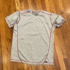 SMITHS workwear M moisture wicking tee gray / maroon